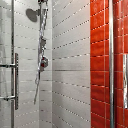 Apartment Servi 7a