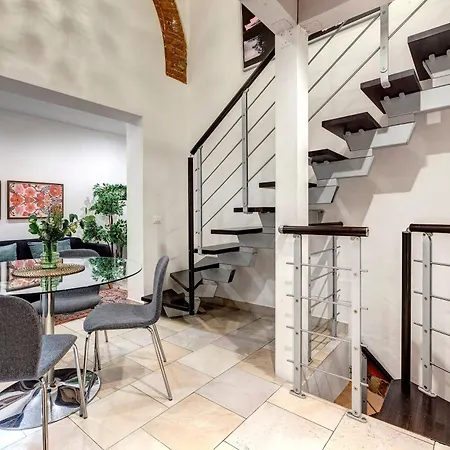 Servi 7a Apartment Florence