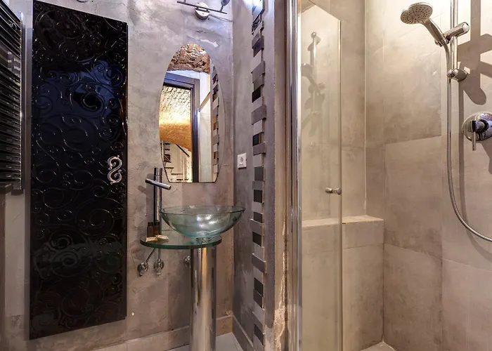 Servi 7a Apartman *